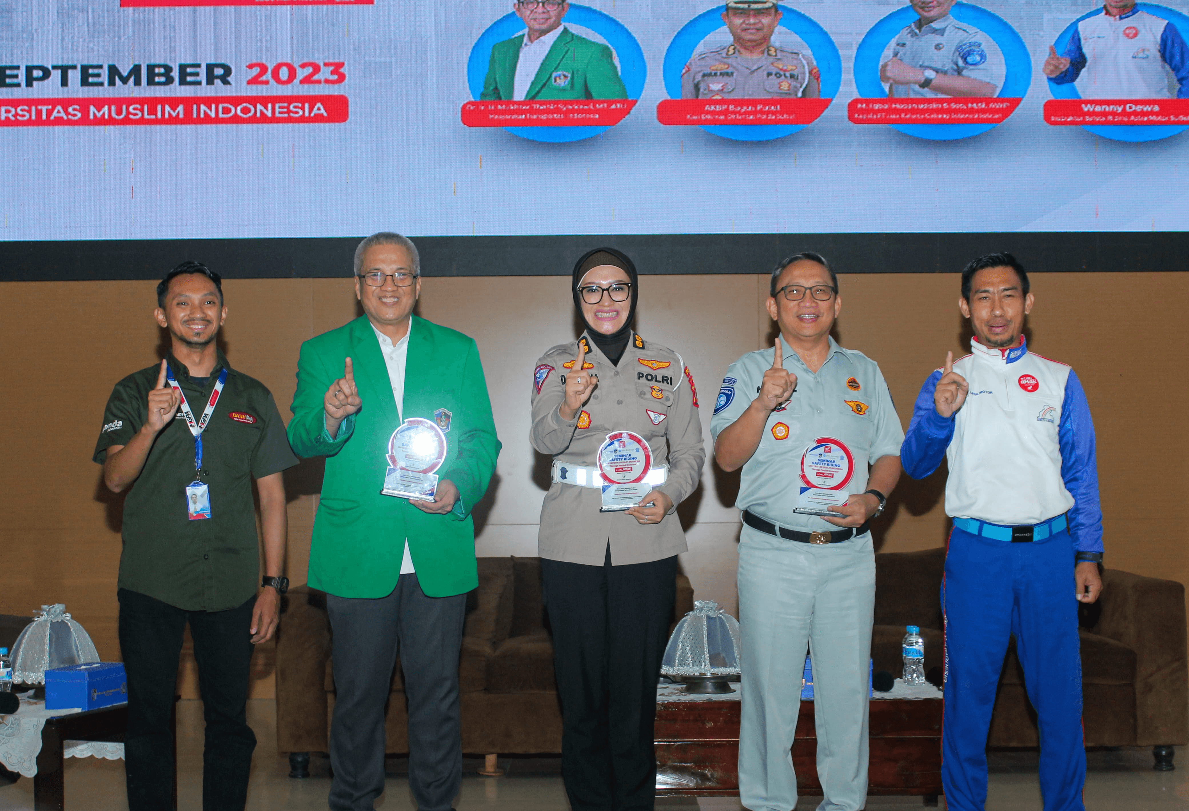Bangga Menjadi Generasi #Cari_Aman, Asmo Sulsel Seminar Safety Riding bersama Jasa Raharja di Universitas Muslim Indonesia